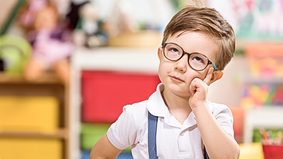 Comment bien choisir les lunettes de vue de votre enfant ?